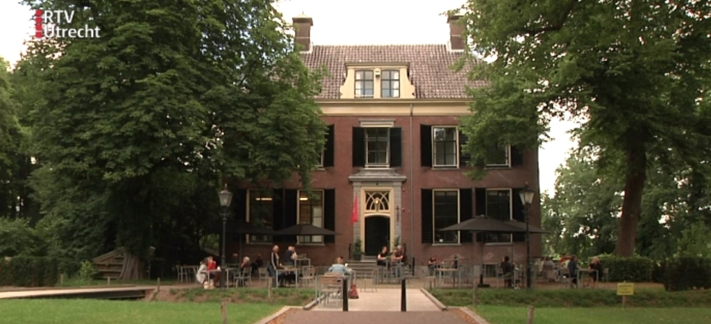 <p>Veel Nederlanders vieren vakantie in eigen land. </p>
