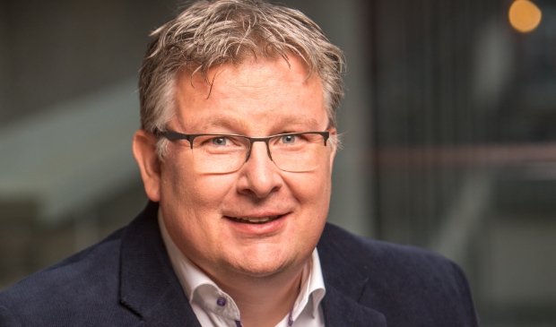 <p>Wethouder Jocko Rensen brengt op de Dag van de Mantelzorg een bezoek aan een van de mantelzorgers</p>