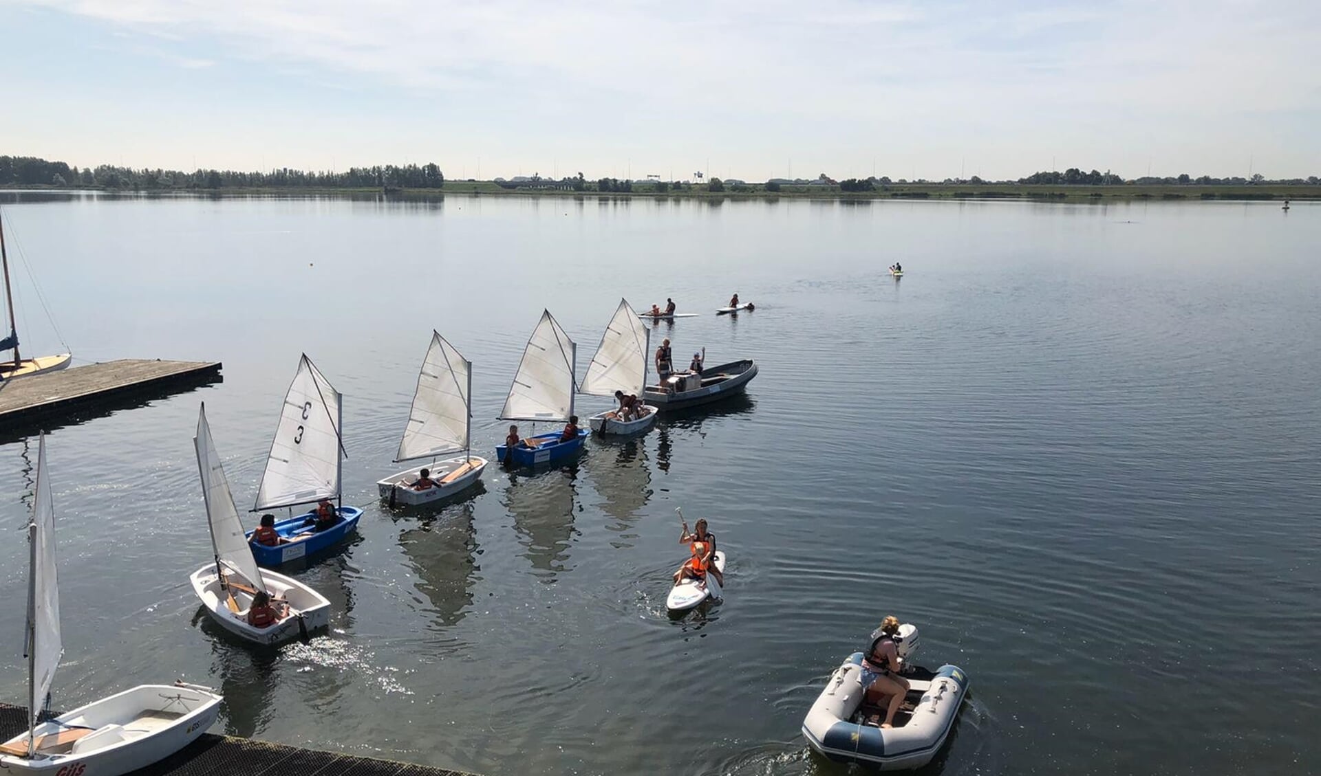 Jeugdlessen op de Ouderkerkplas.