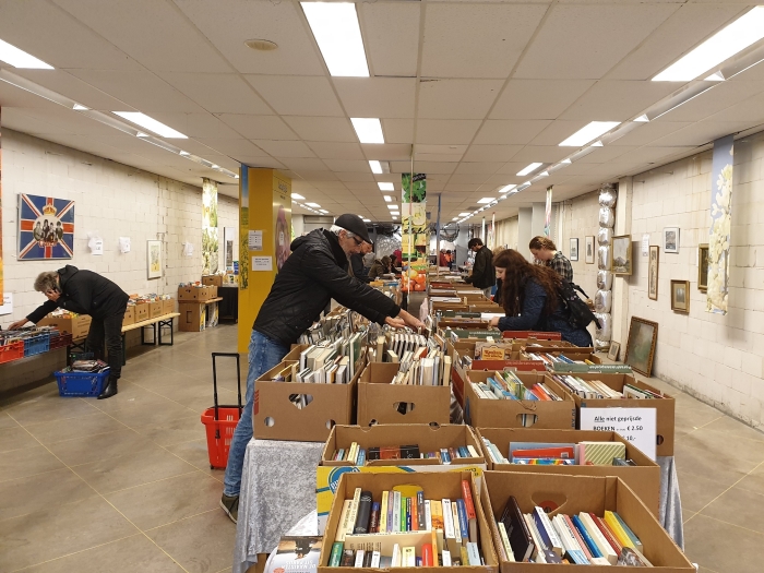 Bennekom liep 5 en 6 juni uit voor de eerste pop-up boekenmarkt.