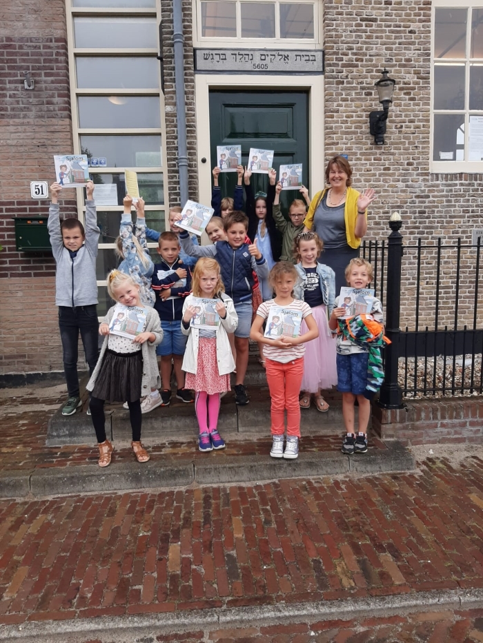 Kinderen CBS Wijngaarden bezoeken de Dijksynagoge
