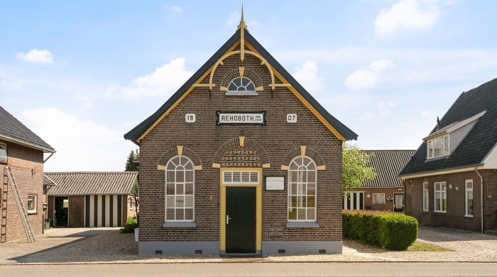 Monumentaal kerkje in Teuge