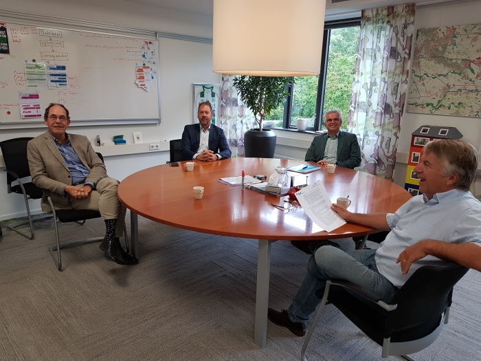 bestuur en RvC Heuvelrug Wonen en Woningbouwstichting Cothen