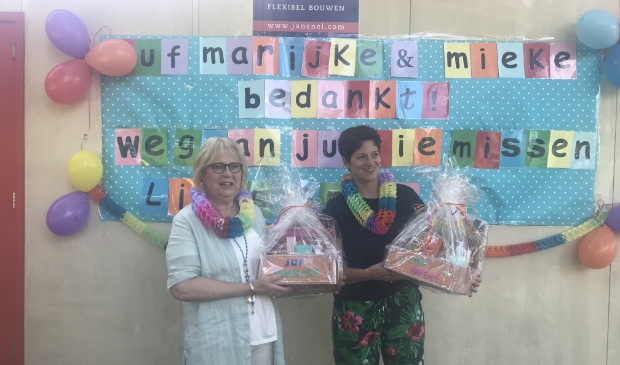 Mieke en Marijke nemen afscheid van 't Schoolhuys