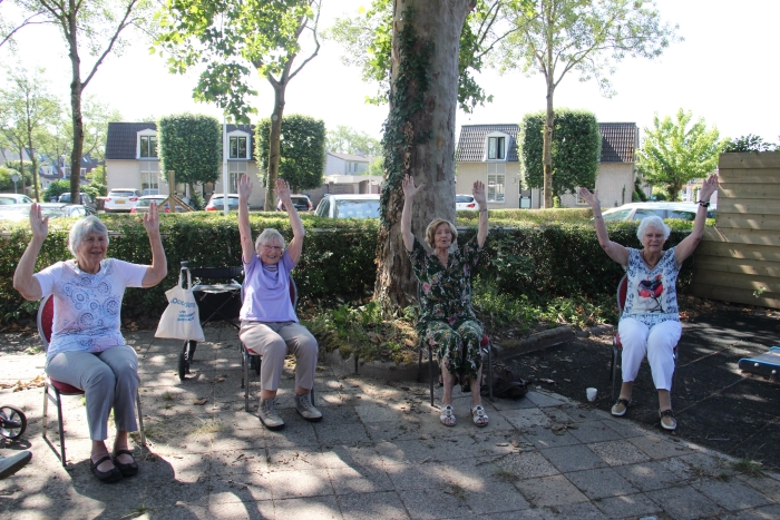 De gymclub van dinsdagochtend in De Meerkoet