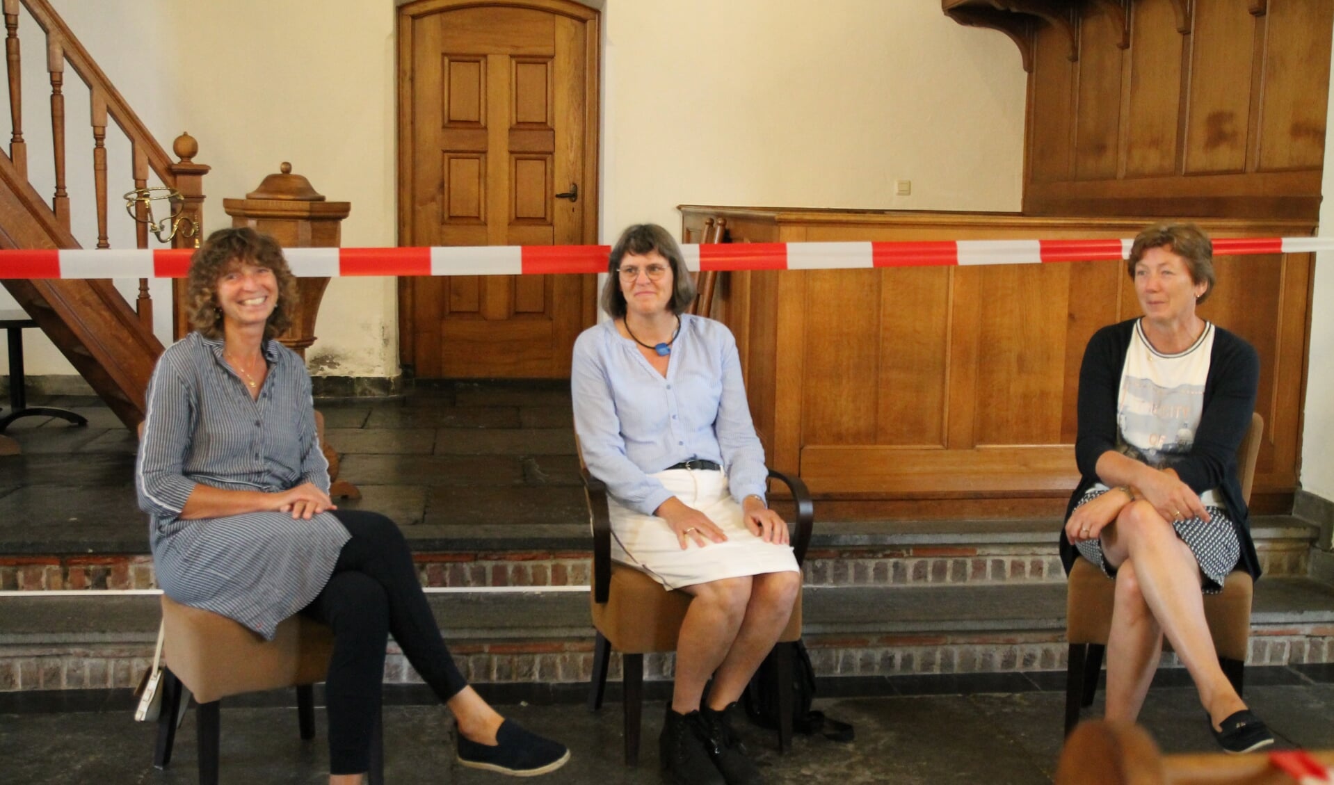 De initiatiefnemers Annita van Elst, Annemarie van de Belt en Dina Wever.