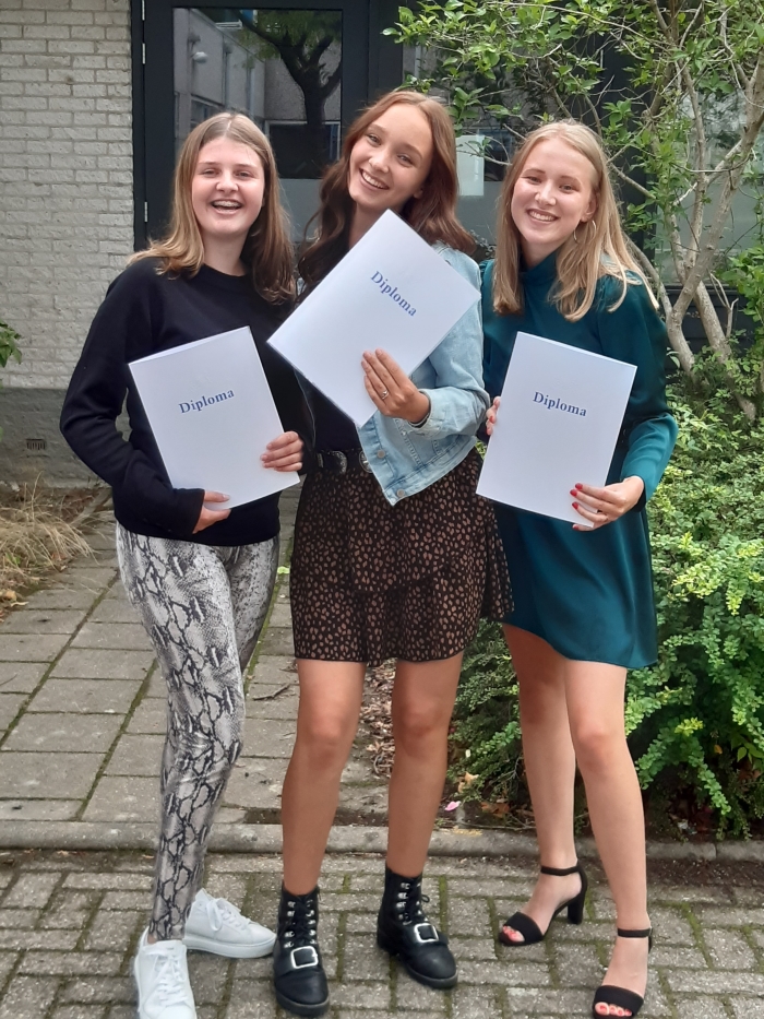Examenkandidaten VMBO de Schans in Sleeuwijk