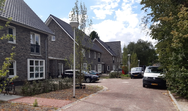 Het deel van de Rozengaarde waar nieuwe woningen zijn gebouwd, gaat op verzoek van de bewoners 'Klimroos' heten.
