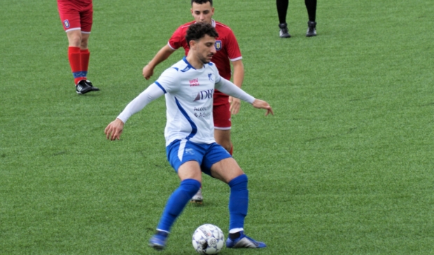 Spelers van het seizoen 2019-2020 Akram Chentouf scoort de 1-0 tegen Hillegersberg.