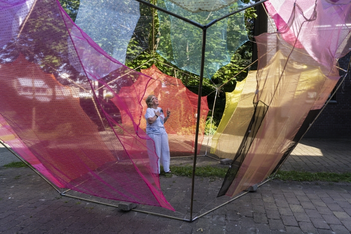 JoCa in haar kunstobject