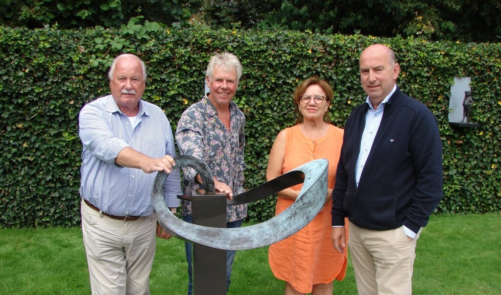 Jaap van der Kemp, Gerard Weck, Annie van Hal en Henk Drok.