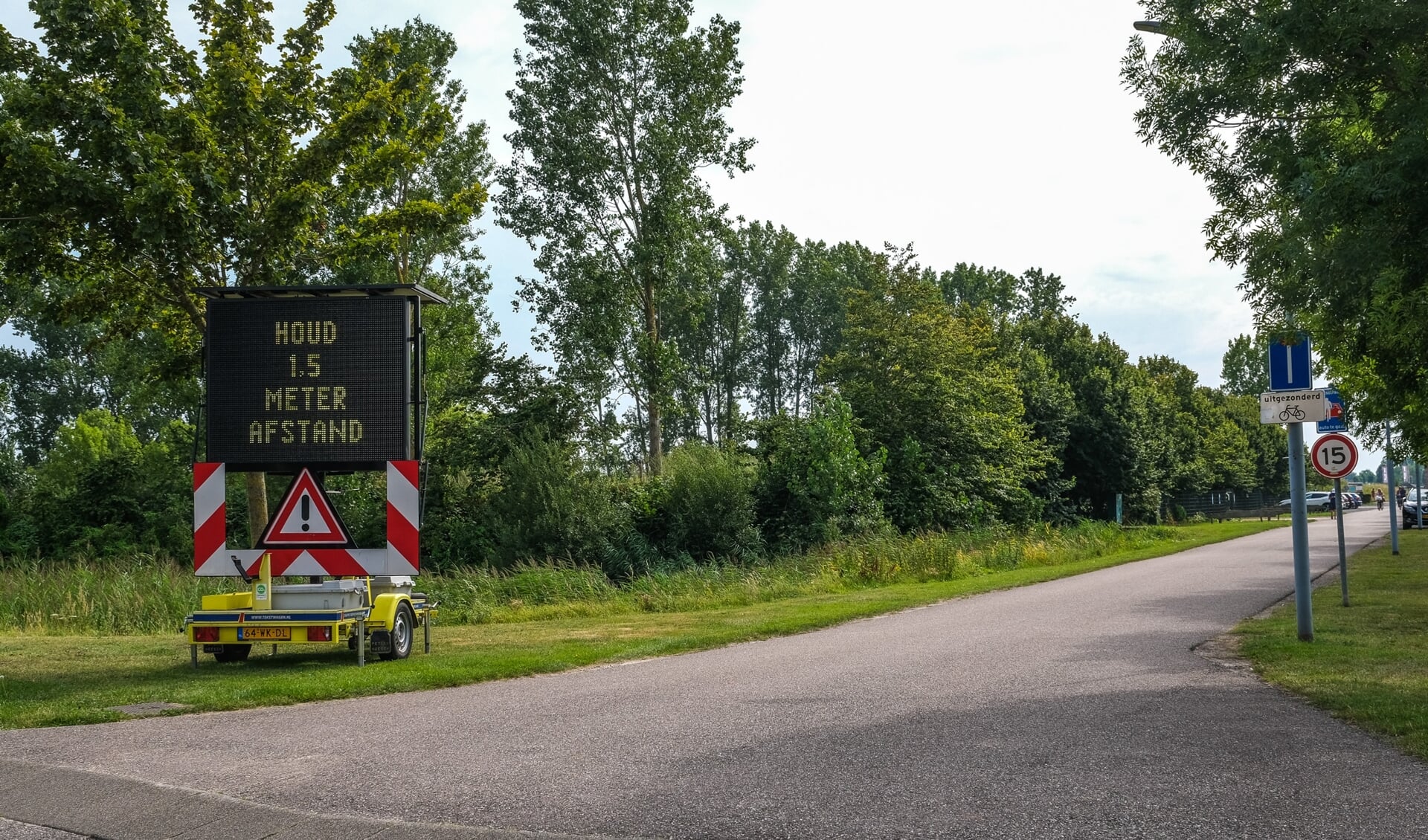 Het  Haarlemmermeerse Bos is na 22.00 uur verboden gebied.