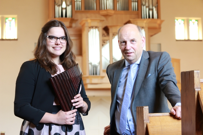 Links: Aniek van Oosterom, rechts: Evert van de Veen