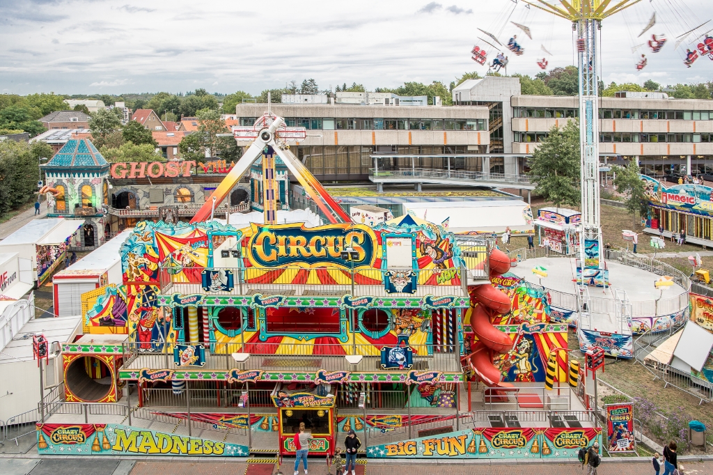 Kermis in Ede geopend ‘We zijn blij dat dit kan’ EdeStad