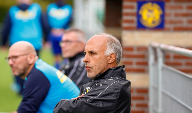 <p>Trainer Pieter van de Grift en Blauw Geel '55 blijven elkaar ook volgend seizoen trouw.</p>