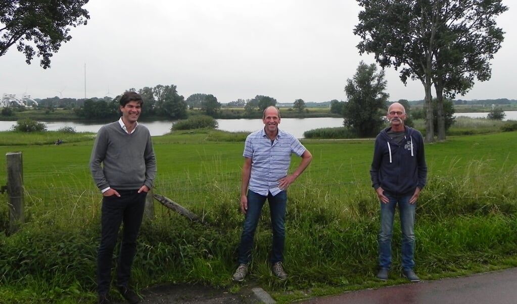 Michiel Hoctin Boes, Jan de Hoop  en Dirk Schakel staan aan de basis van de Vereniging Sterke Lekdijk. 