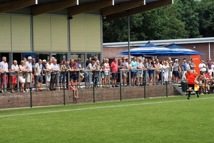 Terras van sv Ouderkerk