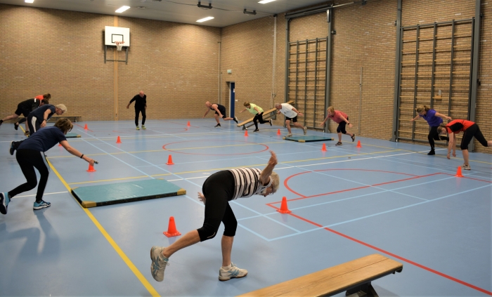 Coronaproof sporten tijdens SneeuwFit bij de skivereniging