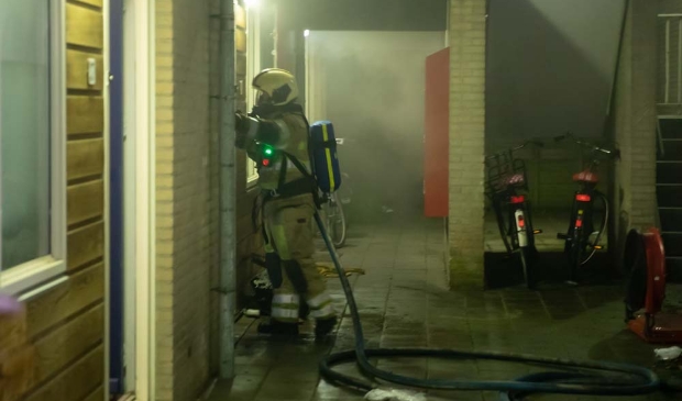 <p>De brandweer schaalde op naar middelbrand.</p>
