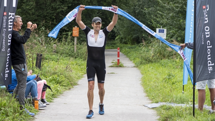 Finsh Hele triathlon Leon van Hamersveld