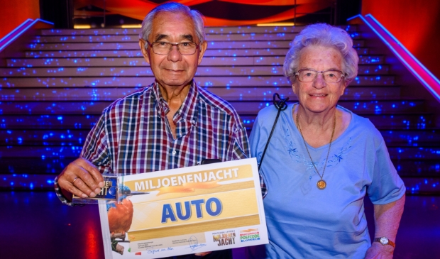 <p>Emiel uit Gorinchem wint splinternieuwe auto bij tv-show Miljoenenjacht.</p>
