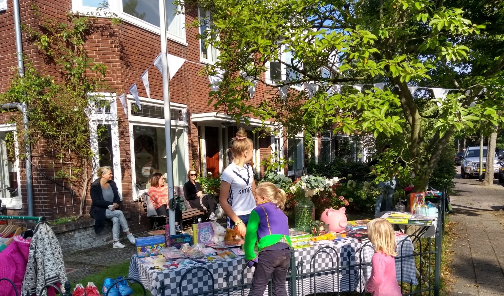 De eerste klanten melden zich al in de Van der Veerelaan.