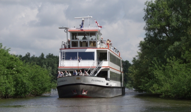 <p>Ontspanning en kennis opdoen gaan hand in hand tijdens deze rondvaart.</p>