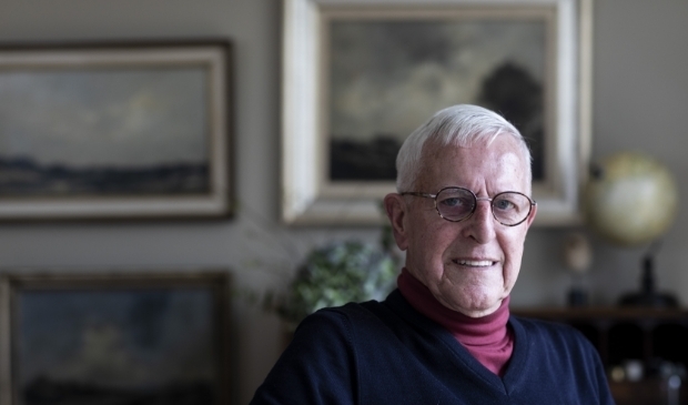 <p>Oosterbeker Gijs van der Lee herinnert zich nog veel uit de septemberdagen van 1944. Zijn ouders hadden een kruidenierswinkel aan de Kerkstraat in Renkum. (Foto uit boek: Ruben Timman)</p>