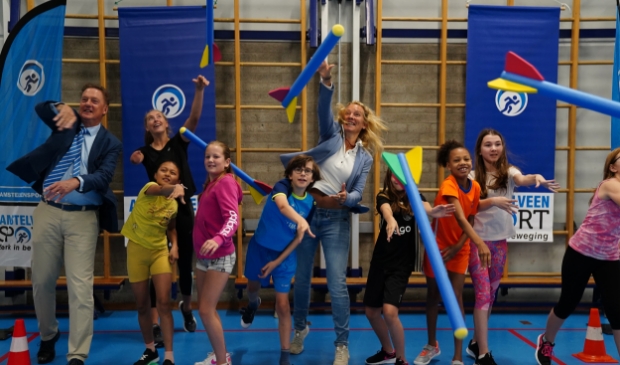 <p>Met een speerworp werd het startsien gegeven voor de Nationale Sportweek in Amstelveen.</p>