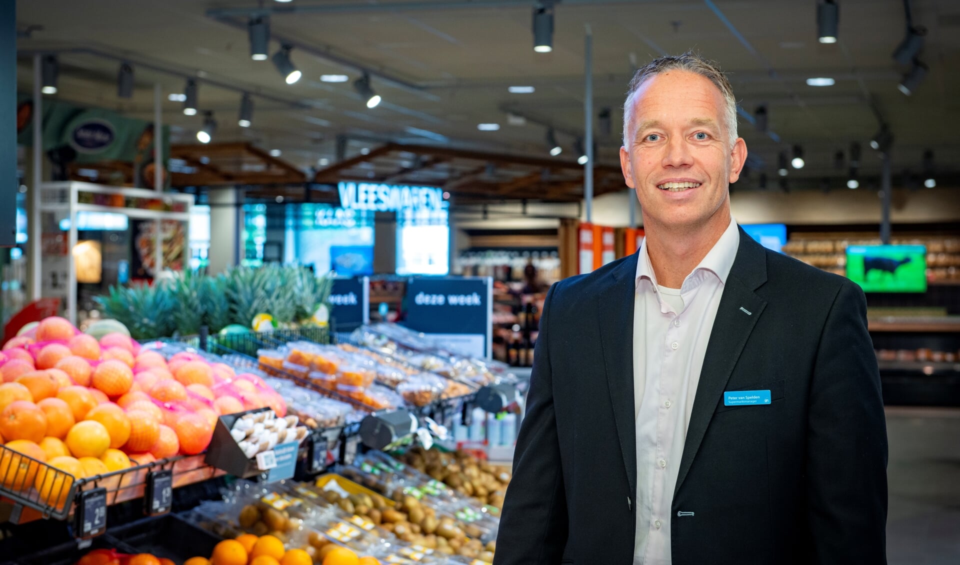 “Je weet straks niet wat je ziet", zegt supermarktmanager Peter van Spelden. 