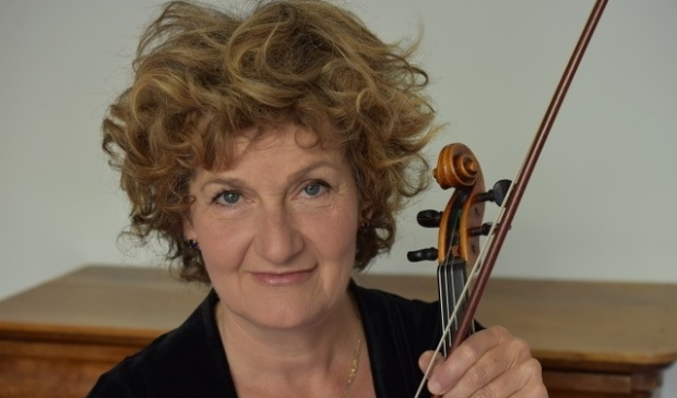 <p>Violiste Marijn Mijnders is te horen in alle drie de stukken.</p>
