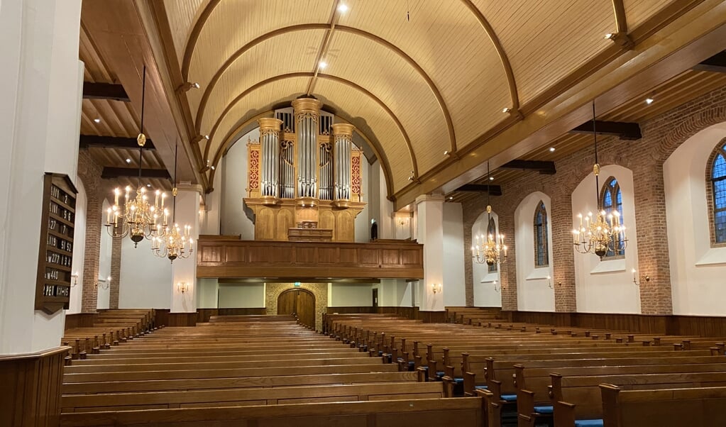 Het interieur van de Grote Kerk in Scherpenzeel