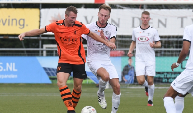Met twee treffers had nieuweling Roy Bakkenes een grote rol in de 4-0 winst