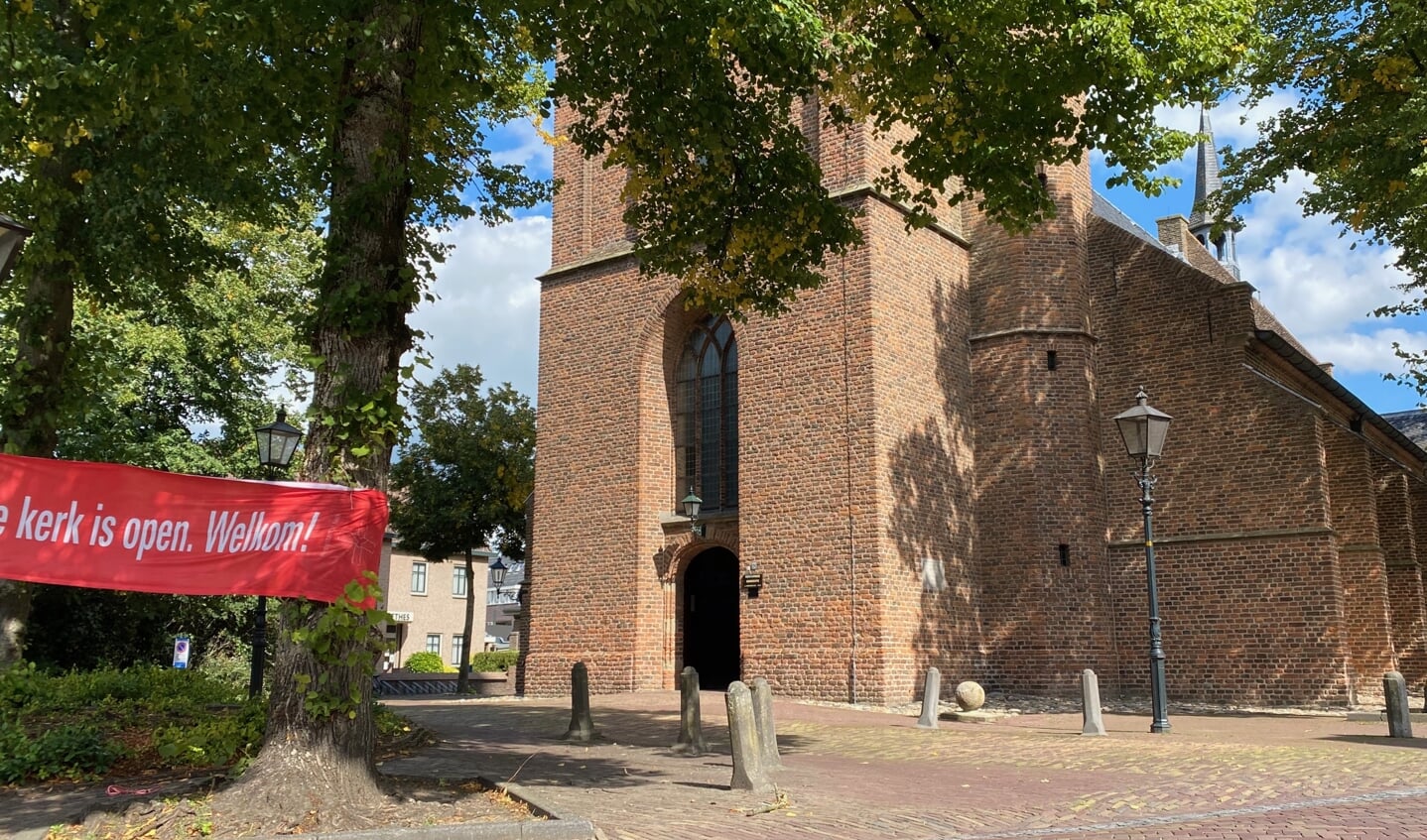 De Grote Kerk in Scherpenzeel is open op zaterdagmiddag