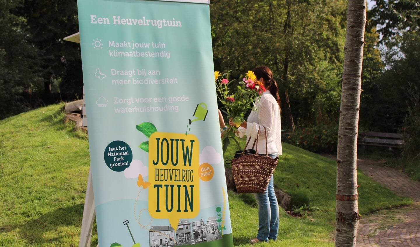 Opening tweede Heuvelrug (voorbeeld)tuin bij Groene Inval Baarn.