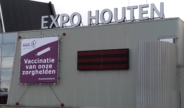 <p>De eerste vaccinatielocatie van de GGD in de provincie Utrecht is de Expo in Houten</p>