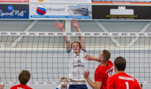 <p>Vanaf 9 januari begint het Eredivisievolleybal in Sliedrecht weer. De heren trappen thuis af.</p>