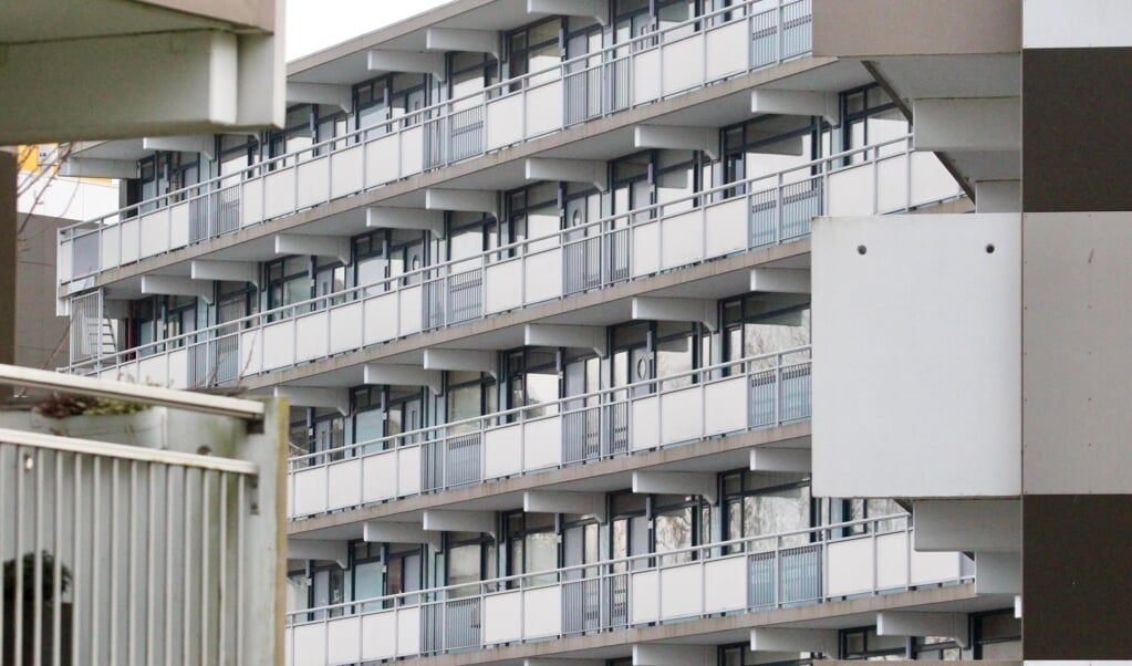 Sociale woningbouw in Nieuw-Vennep, wellicht wonen hier mensen die meerdere huizen bezitten en beschikken over een bankrekening van vele miljoenen.