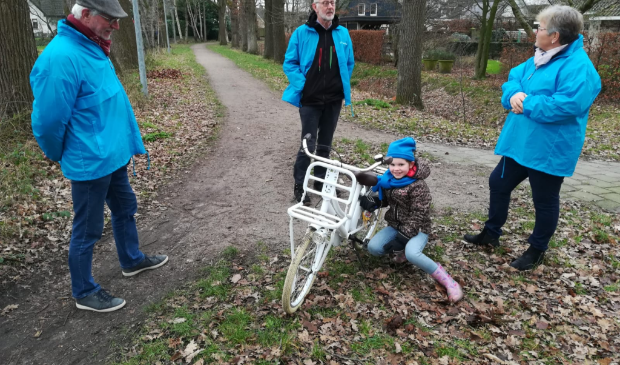 Even een praatje onderweg.....wat gezellig!