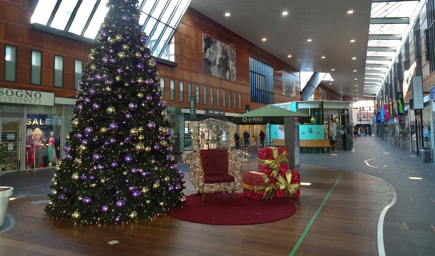 Kerst versiering winkelcentrum - HCnieuws | Nieuws uit regio Hoofddorp