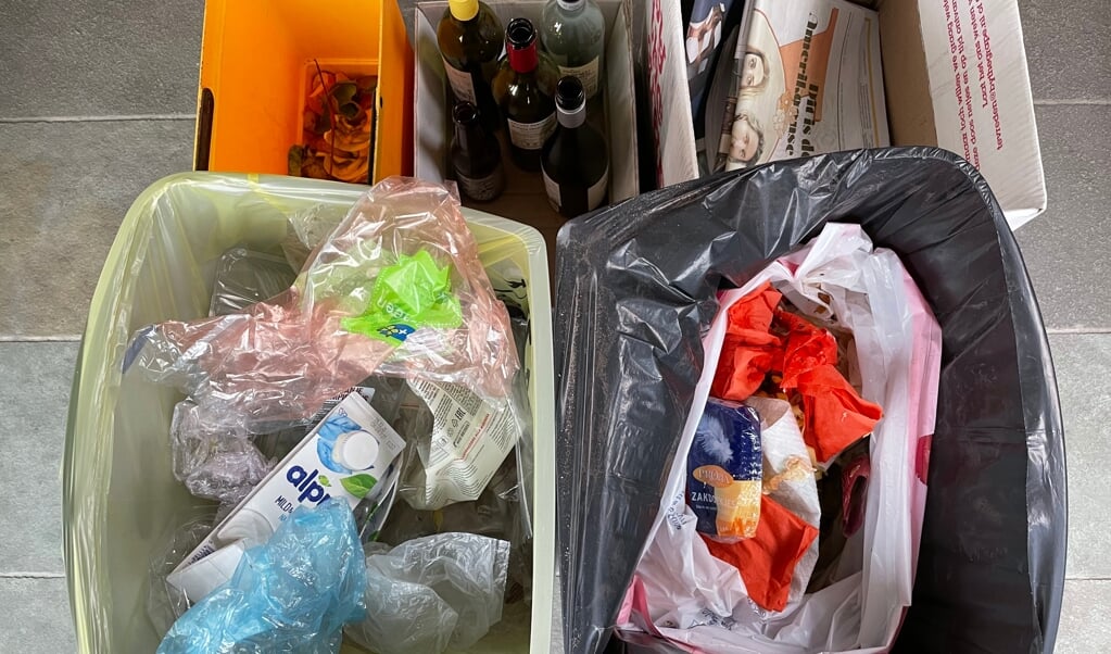 Over ‘n paar maanden kunnen PMD en restafval samen in één zak. GFT, glas, papier en textiel blijven apart.