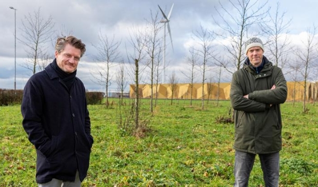 <p>Duco van Dijk en Jelger Takken willen bewoners betrekken bij duurzame energie.</p>