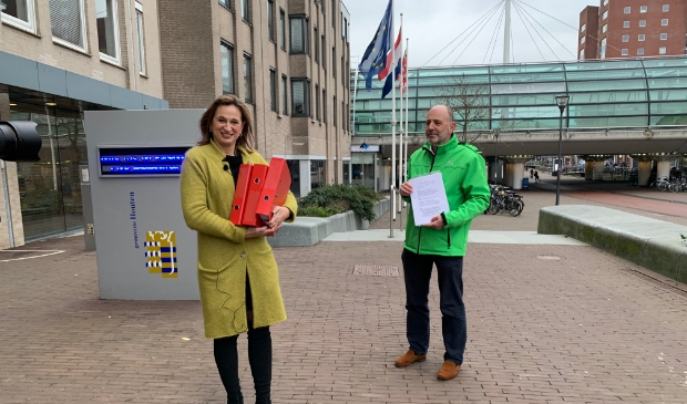 <p>De referendumcommissie adviseerde de gemeenteraad over de vraagstelling van het referendum. </p>