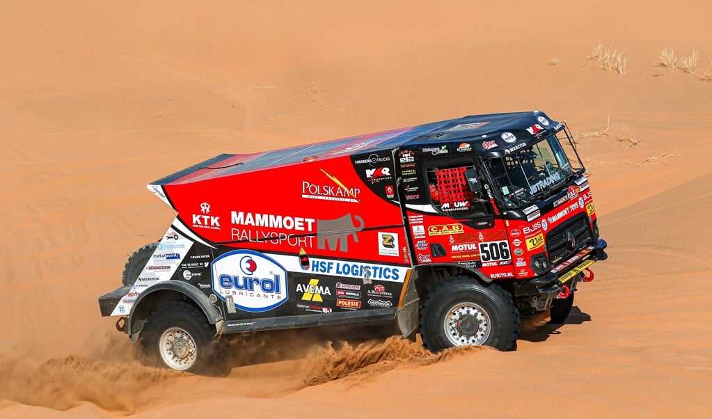 Martin van den Brink rijdt een constante Dakar Rally. De Harskamper staat keurig in de top tien.