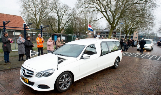 Afscheid Manie ter Wal Speeltuin vereniging in Soesterkwartier