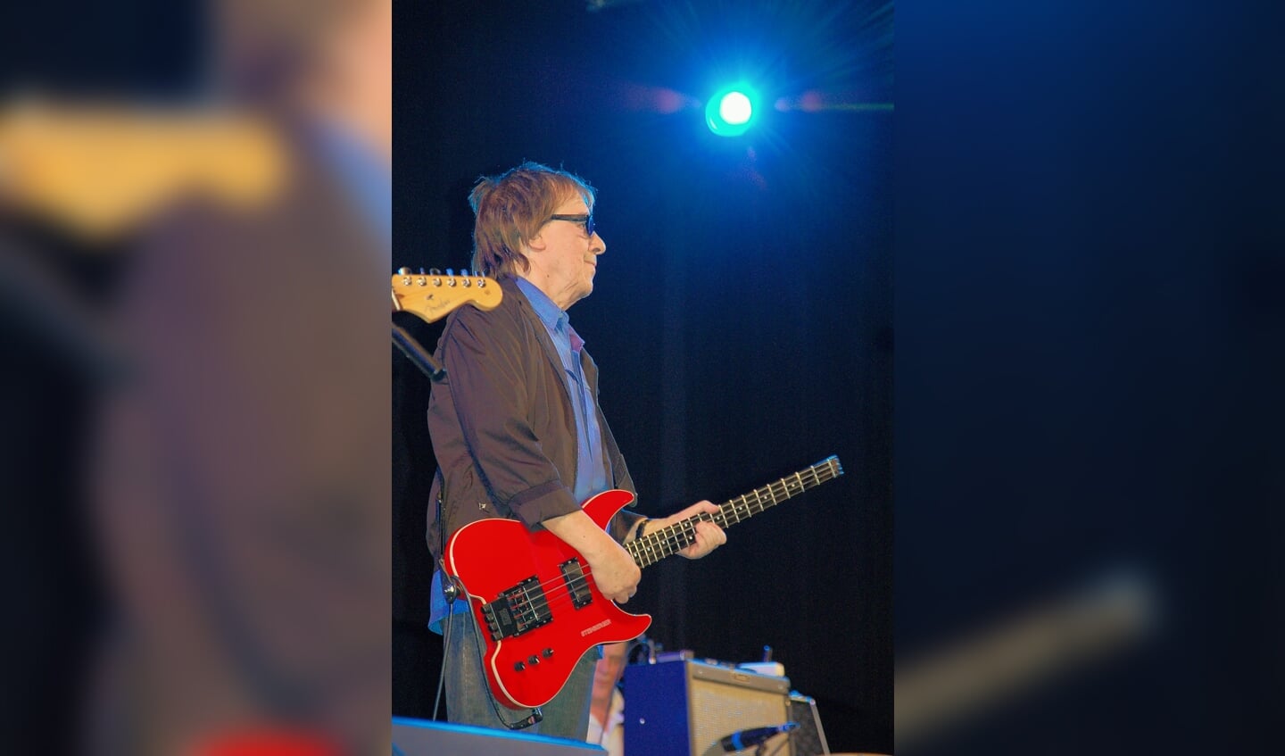 Oplossing fotoquiz 37: Ede, CineMec: concert voormalig Rolling Stones bassist Bill Wyman met zijn Rhythm Kings; januari 2010.