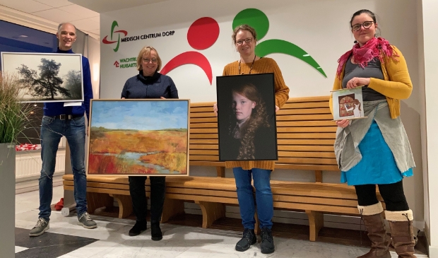 v.l.n.r. Rob de Groot, Marijke Prins, Puja Sonneveld en Elisa Schöne