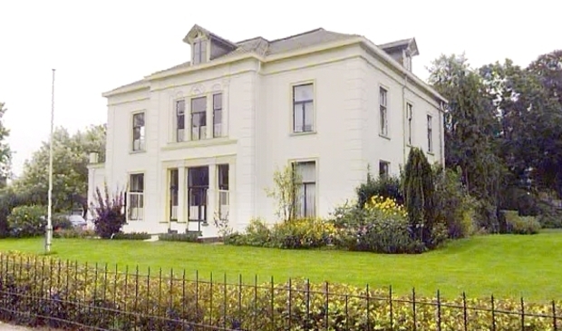<p>Villa Erica, waar de exposities van De Kijkdoos in Bennekom plaatsvinden.</p>