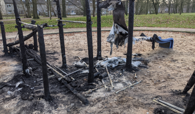 Speeltuin na de brand tijdens de jaarwisseling