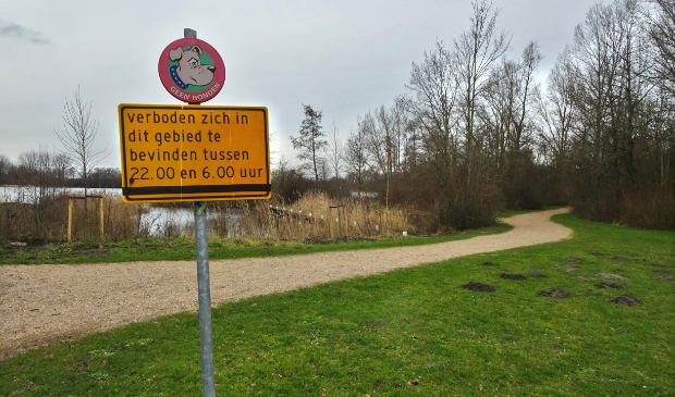 Verboden toegang tussen 22.00-06.00